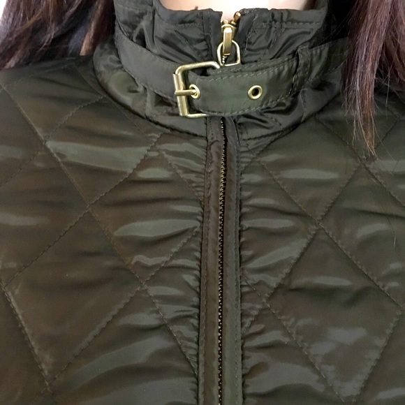 LIGHTWEIGHT BANANA REPUBLIC QUILTED JACKET - Picture 5 of 9